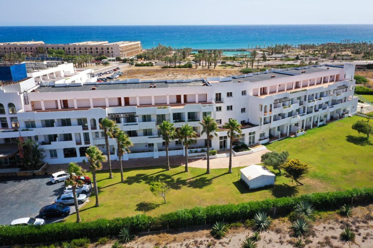 Ohtels Cabogata - Housity