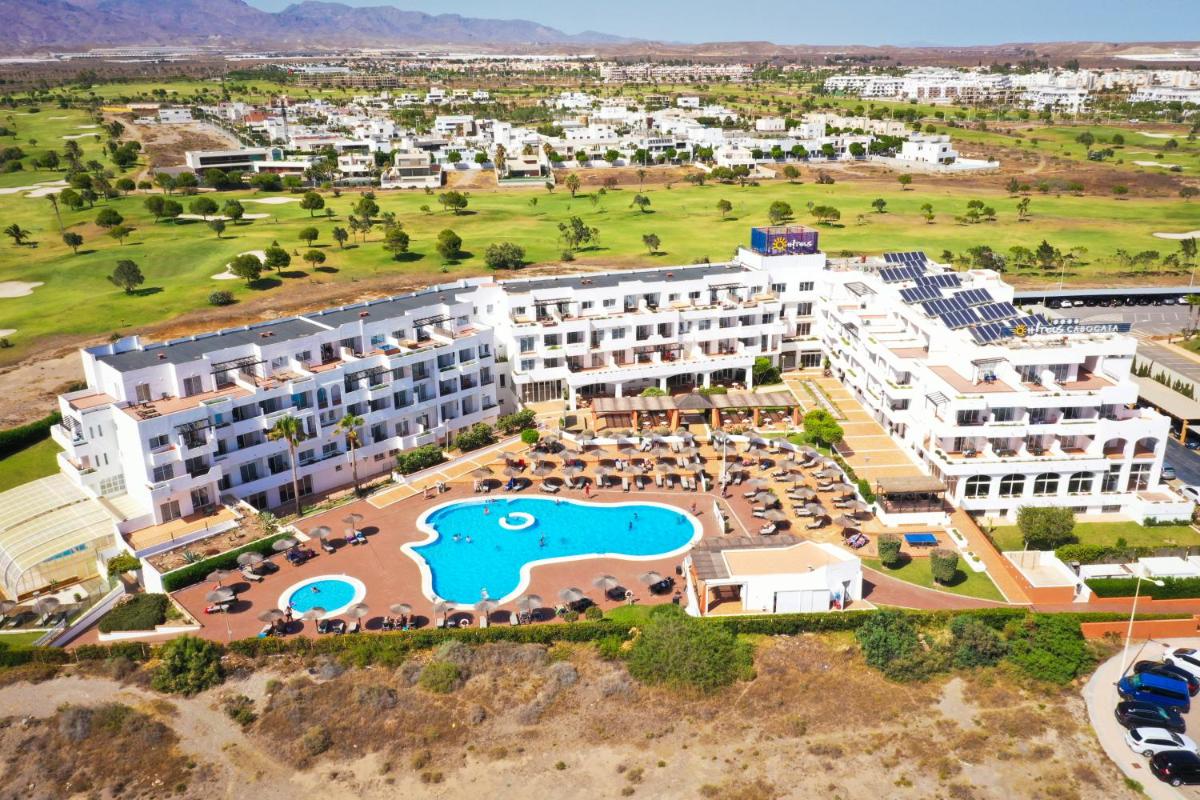 Ohtels Cabogata - Housity