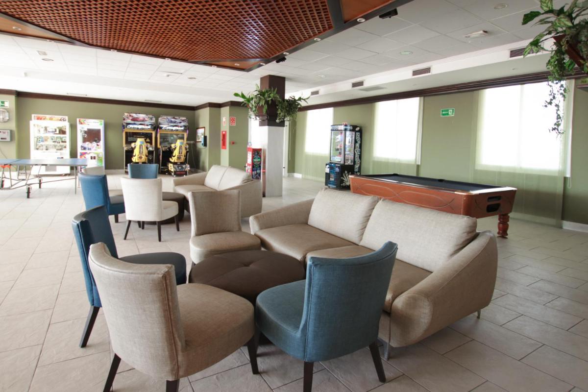 Zona de estar de Ohtels Cabogata