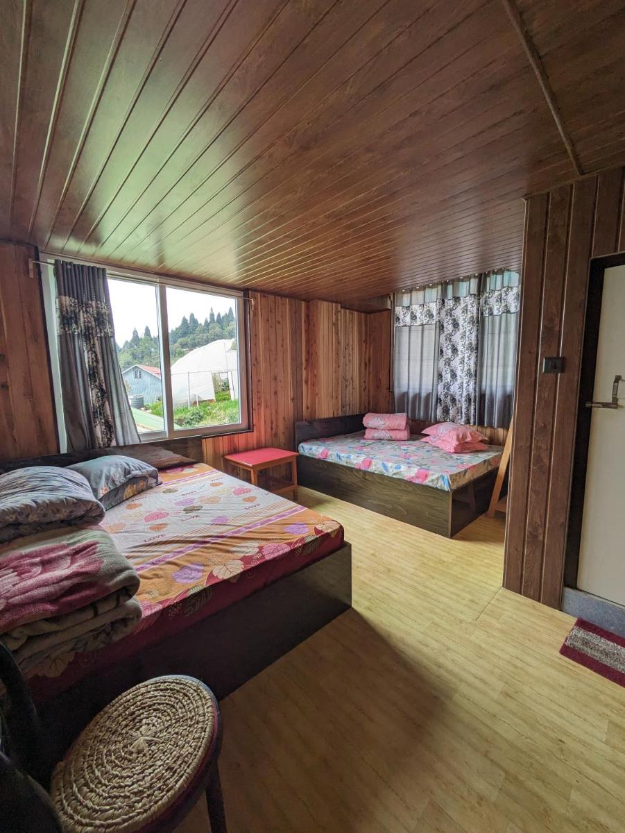 Lali Gurash Homestay - Okhrey - Housity