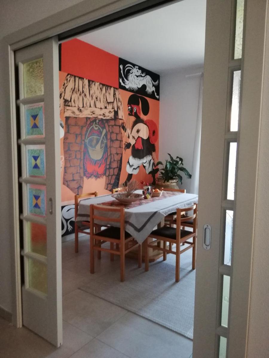VAARAK - Housity