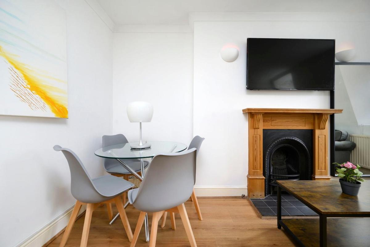 Wonderful 2BR Flat on Richmond Street - Housity