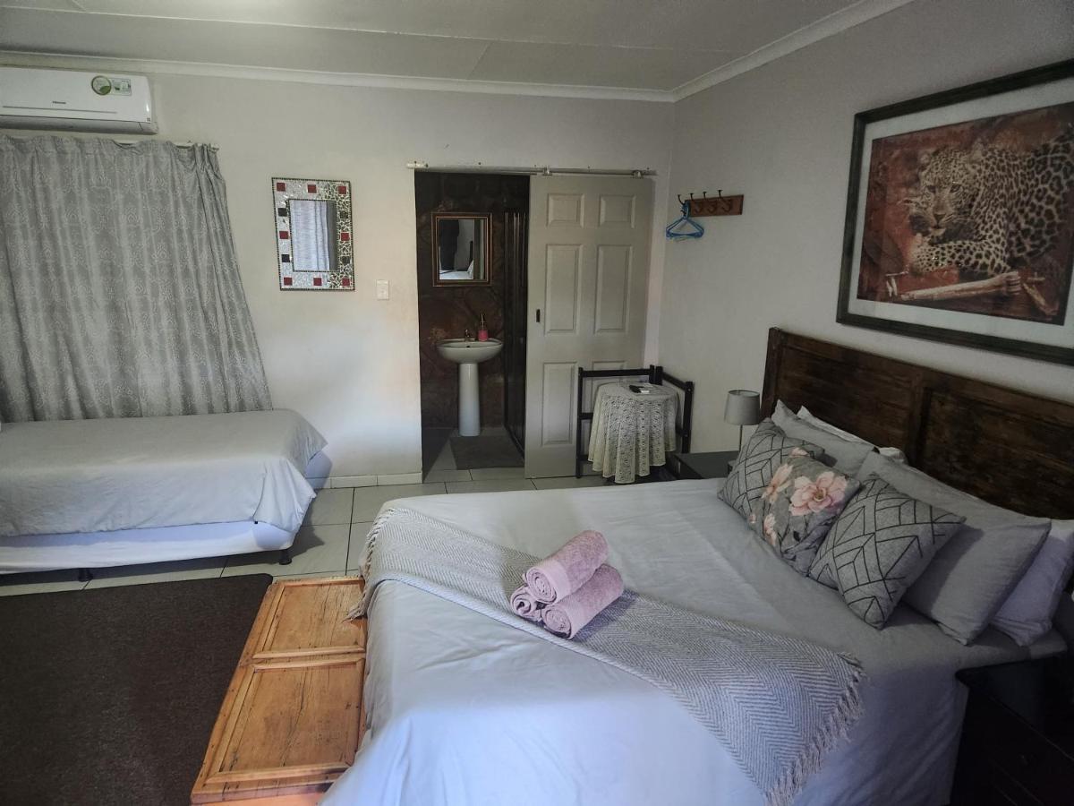 Mimosa Guesthouse - Housity