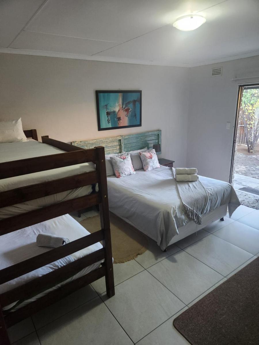 Mimosa Guesthouse - Housity