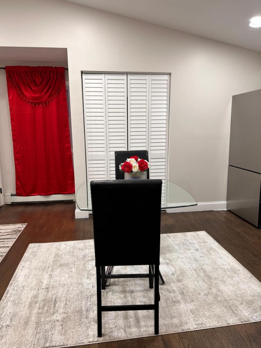 Cozy Multi-Level House Private Level A, Irvington NJ - Housity