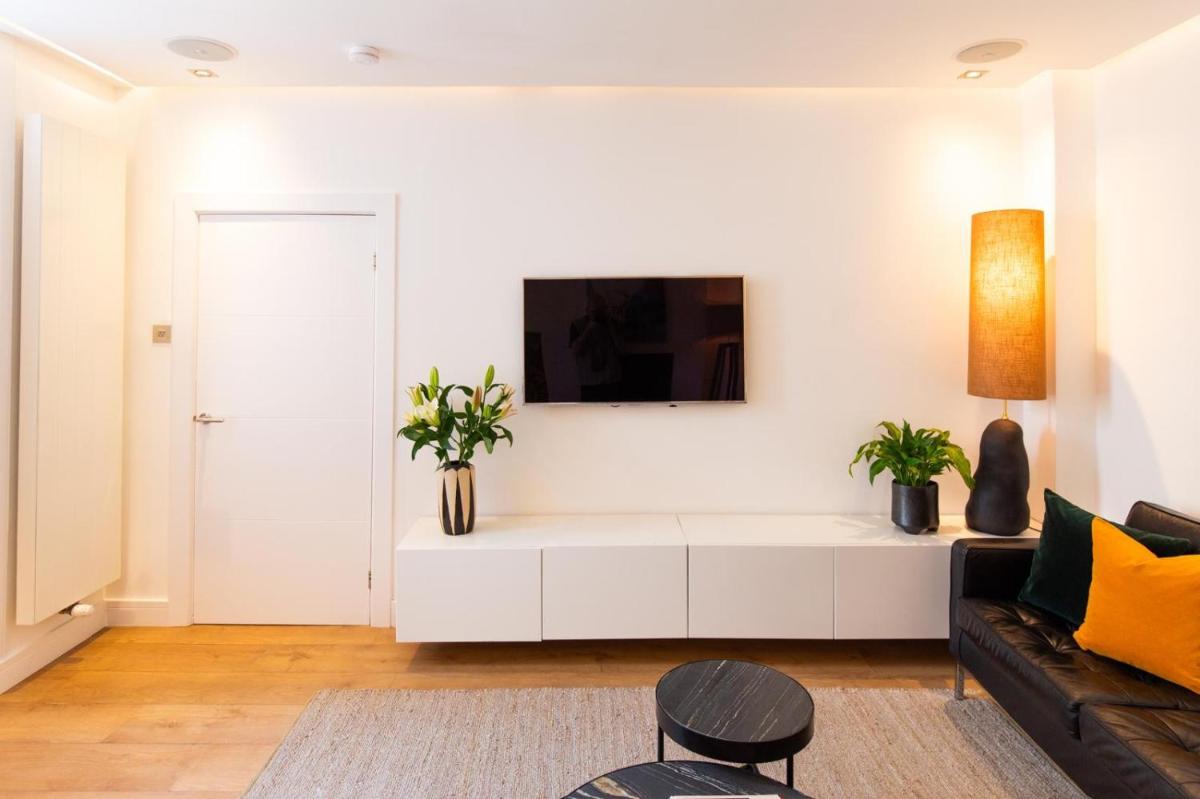The Greyfriars Apartment - Hizvo