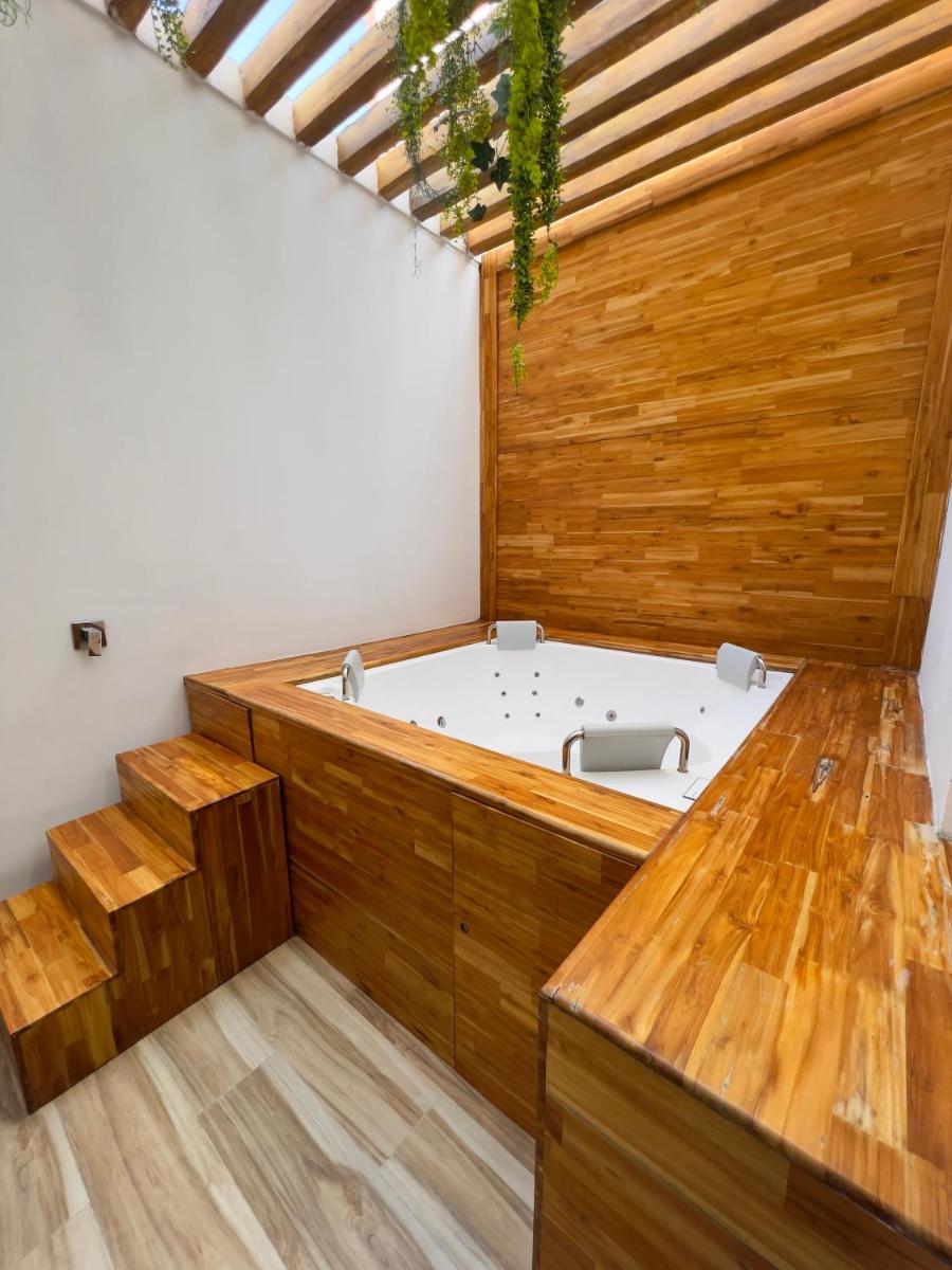 Hotel Dorado Plaza Alto Prado - Housity