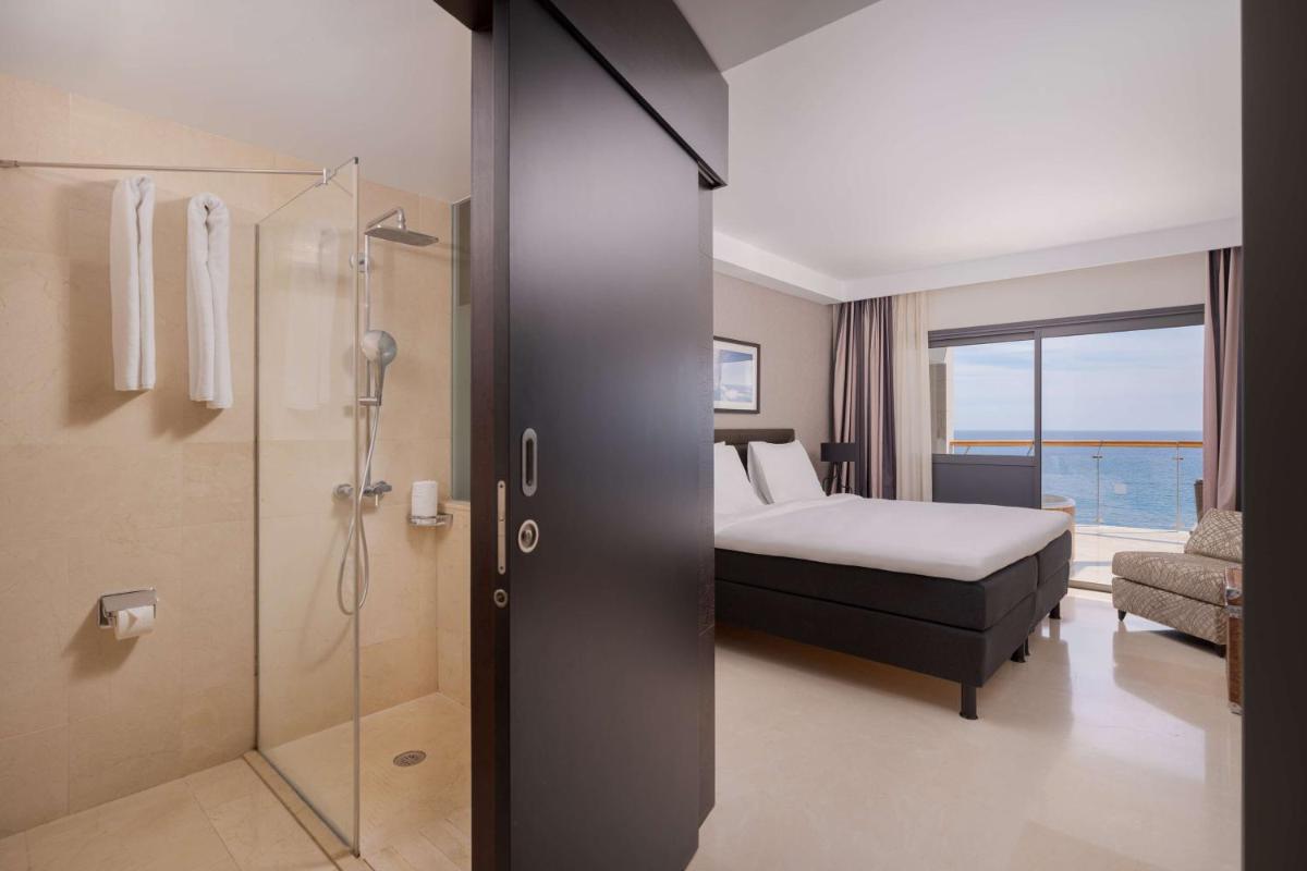 Cama o camas de una habitación en Radisson Blu Resort Gran Canaria