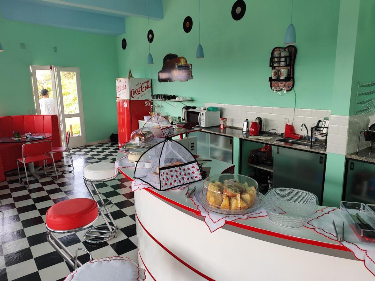 Suitetrails - Forno de Pizza, Vila Mágica