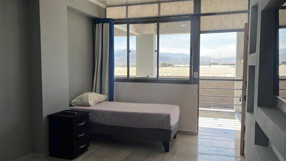 Hostal America - Housity