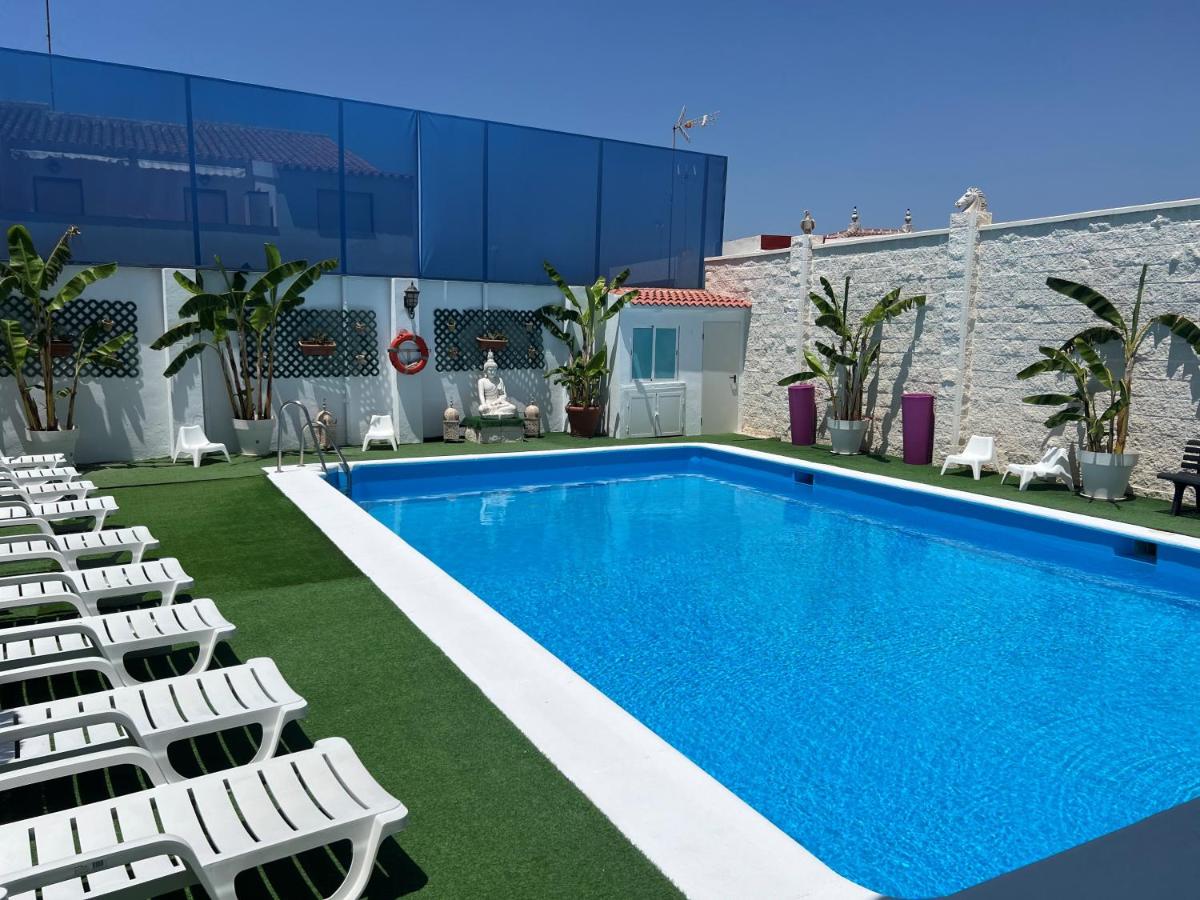 Hotel Matalascañas - Housity