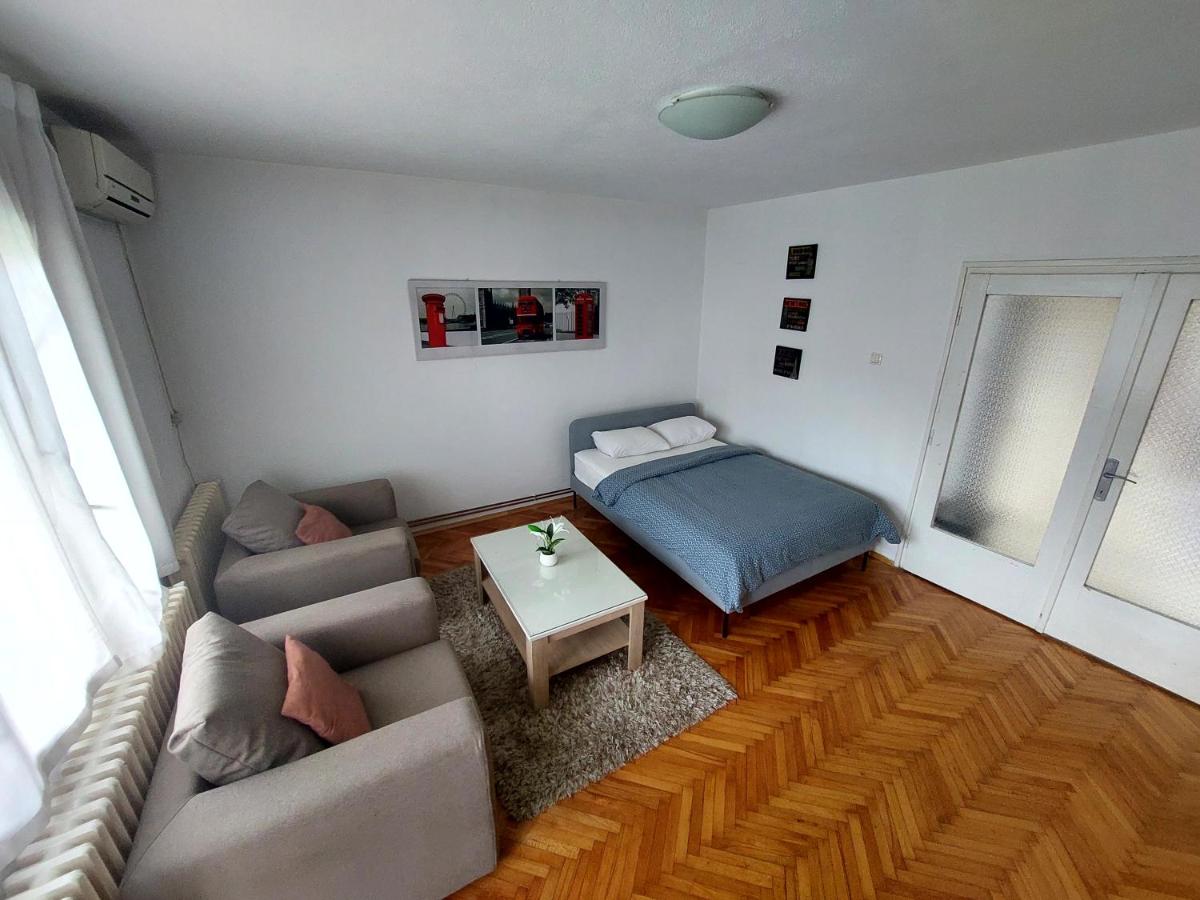Peaceful and spacious apartment with free parking - Housity