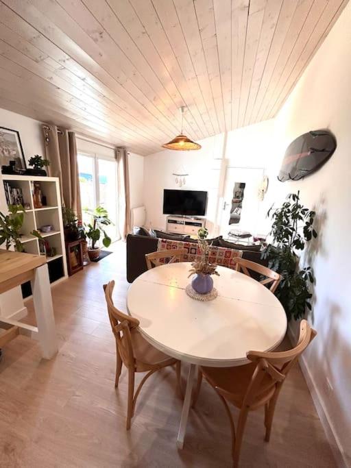 Maison cosy à 10 min de La Rochelle et île de Ré - Housity