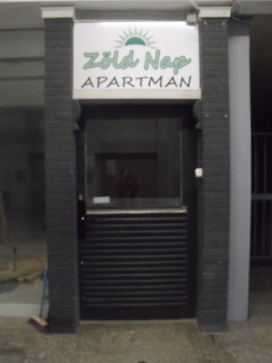 Zöld Nap Apartman - Housity
