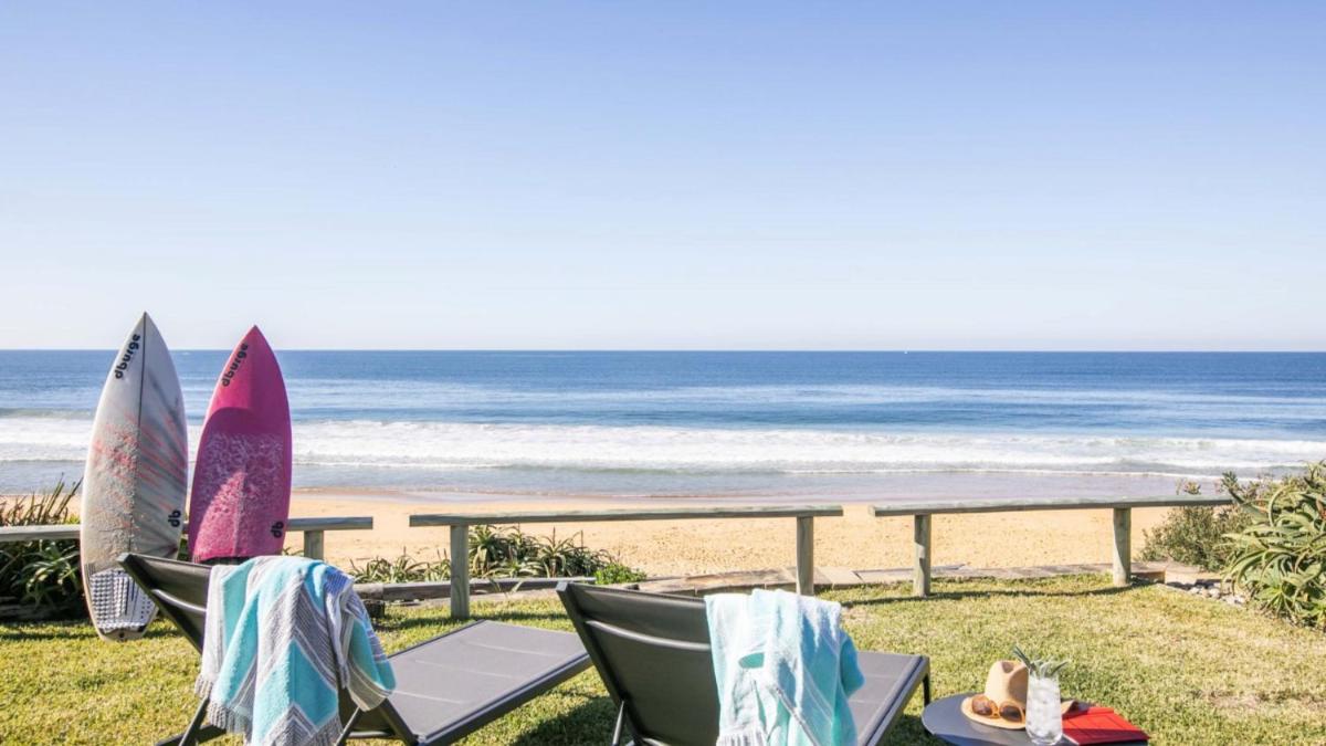 Surfers Corner on Wamberal Beach - Housity