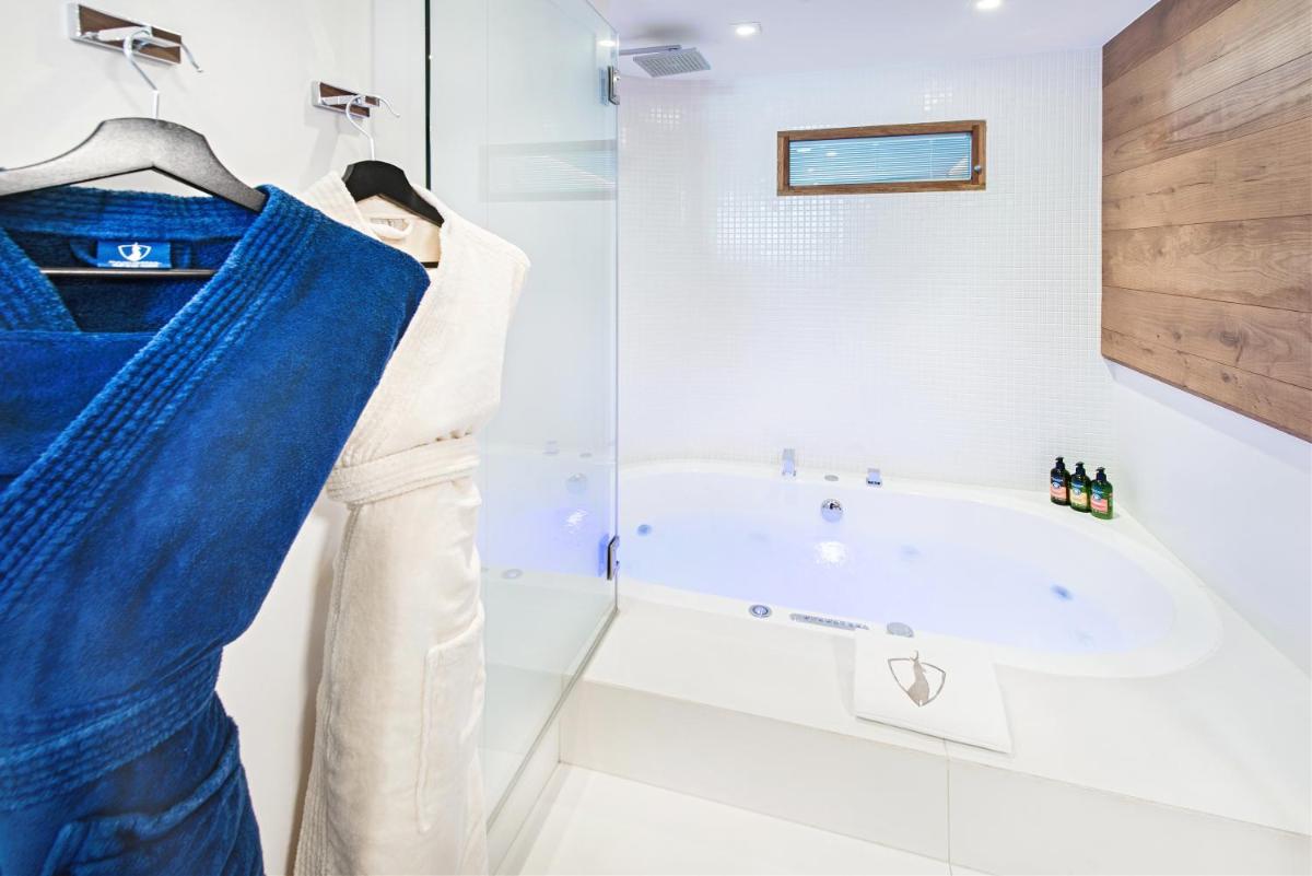 Salle de bains dans l'établissement Hotel Pashmina Le Refuge