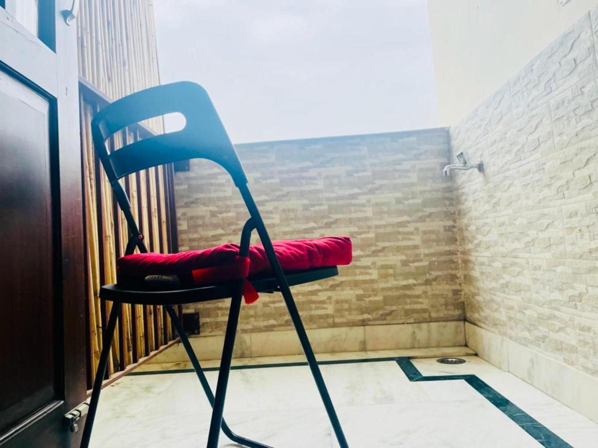 BluO Studio5 Golf Course Road - Gym, Terrace Garden - Hizvo
