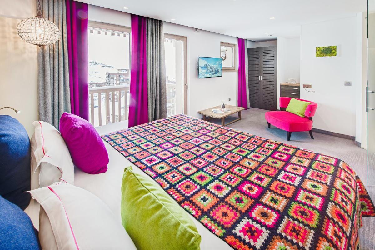 Un ou plusieurs lits dans un hébergement de l'établissement Hotel Pashmina Le Refuge
