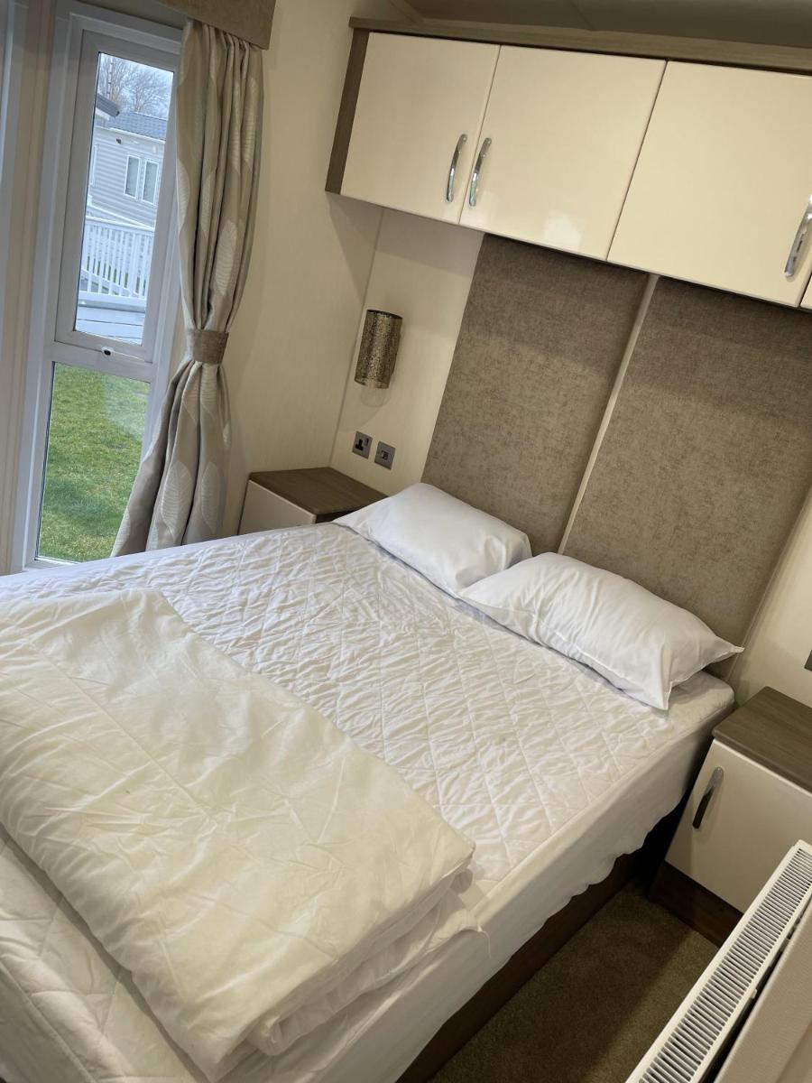59 Cliff Field - Housity