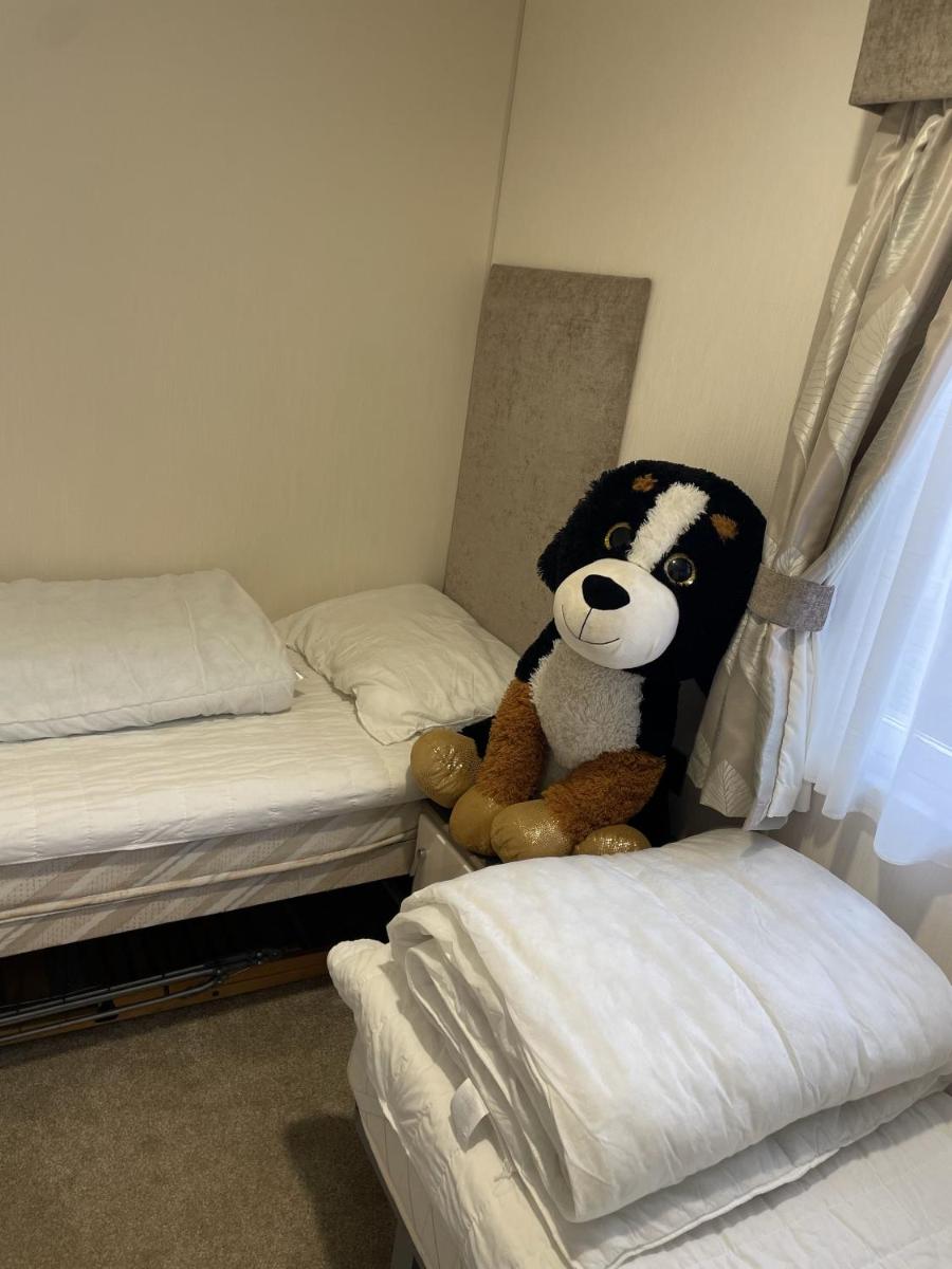 59 Cliff Field - Housity