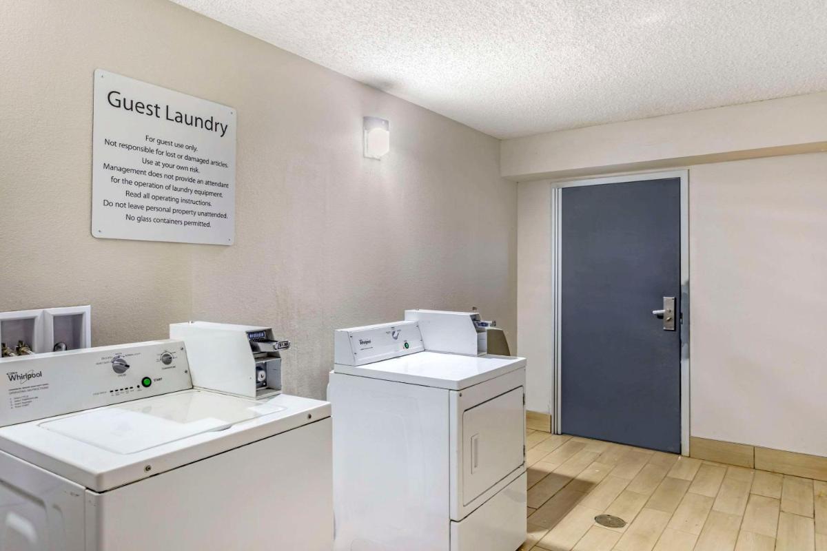 Quality Inn Cookeville - Housity
