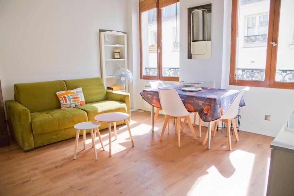 Charming apartment Rue des Rosiers - Housity