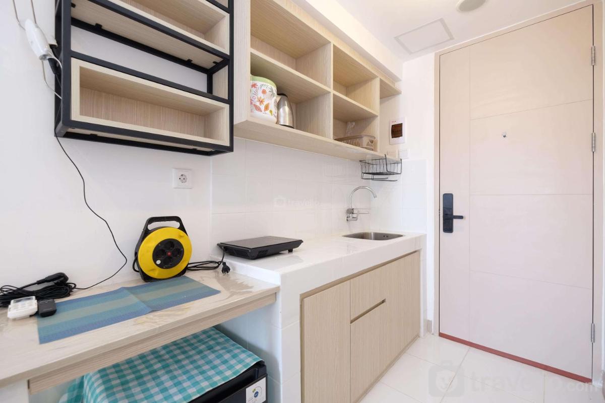 Comfy and Best Choice Studio Apartment Tokyo Riverside PIK 2 By Travelio - Housity