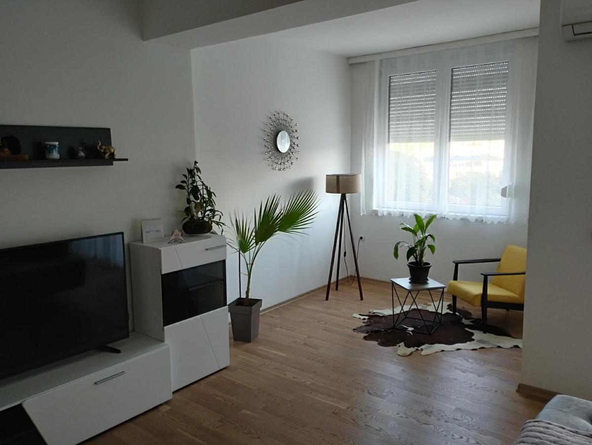 Sofija Apartment - Housity