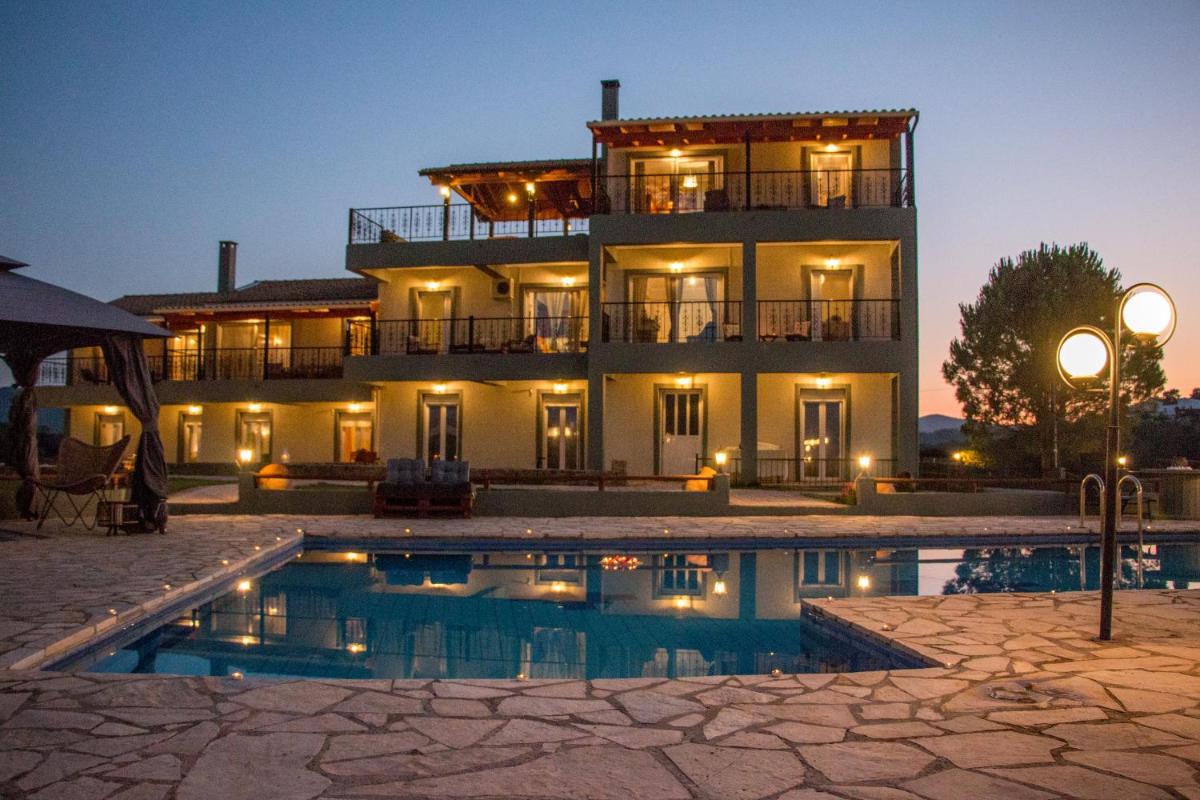 Suitetrails - Heaven House with pool