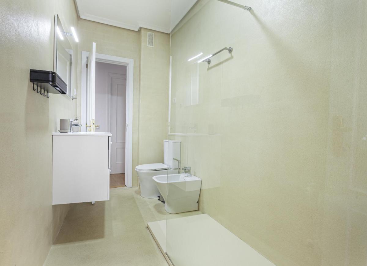 Apartamento Santa Ana Place en Madrid - Housity