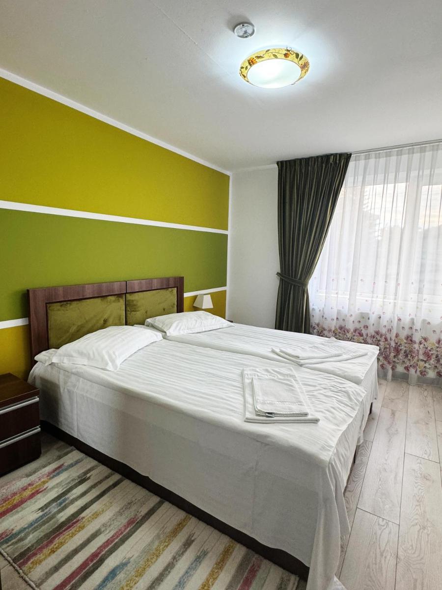 Carpathian Newstar - Housity