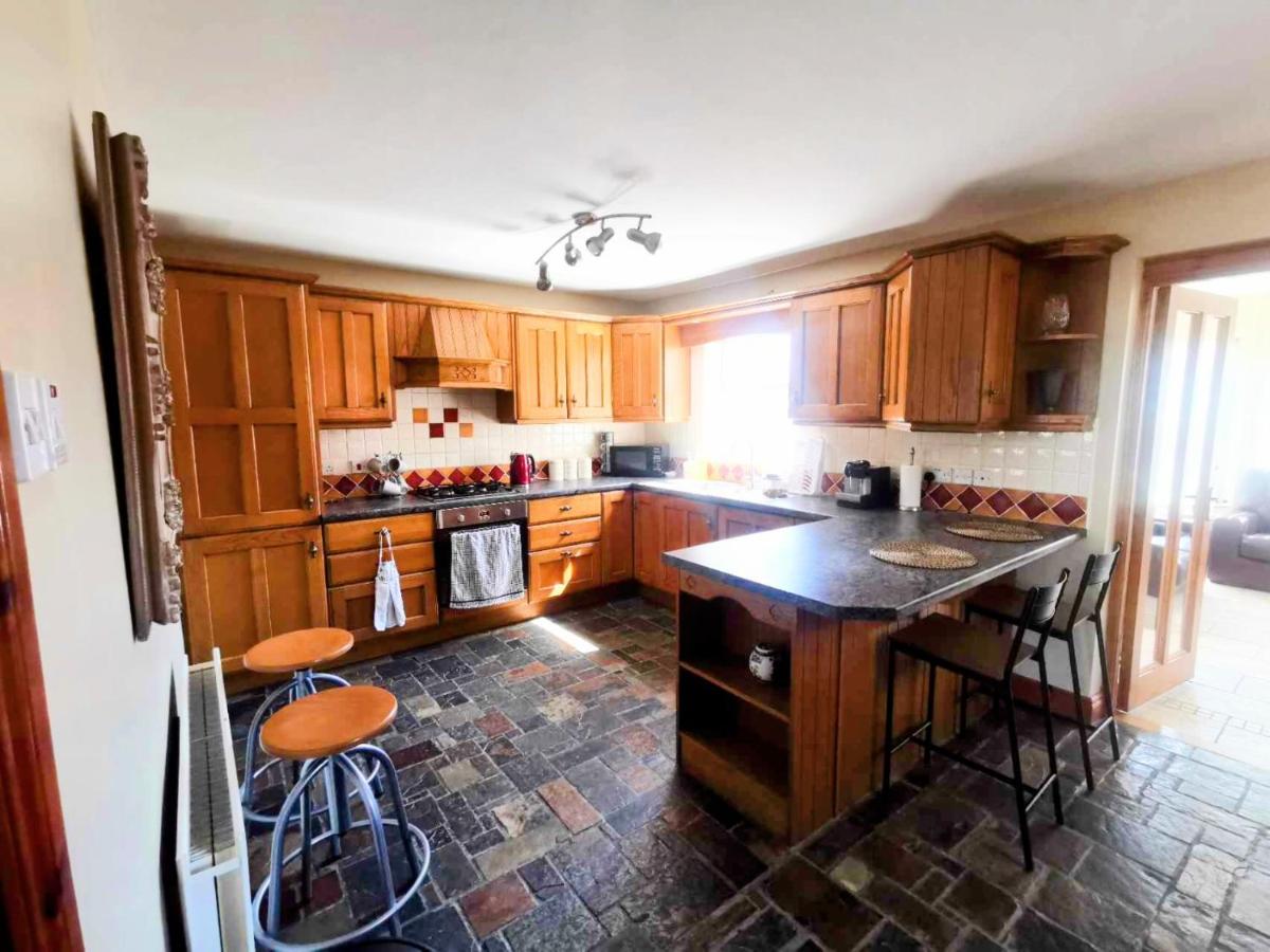 Carnlough Cottage - Housity