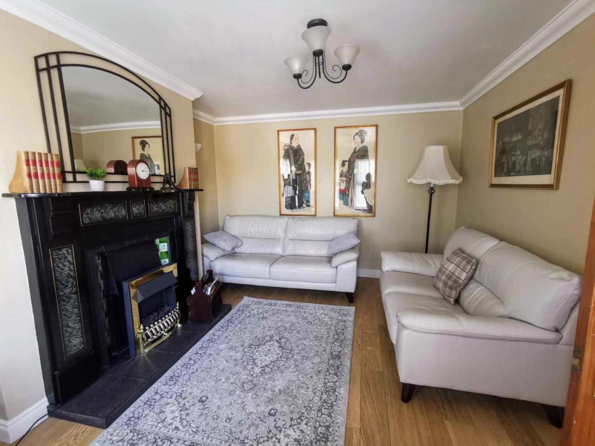 Carnlough Cottage - Housity