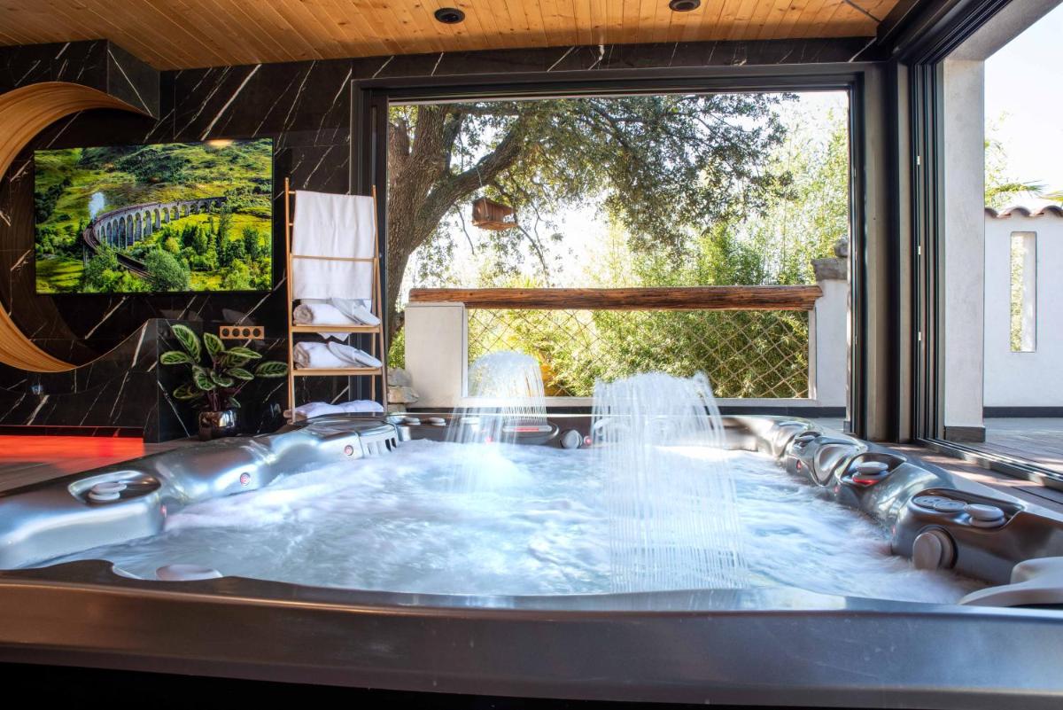 La Pura Vida 34 - Housity