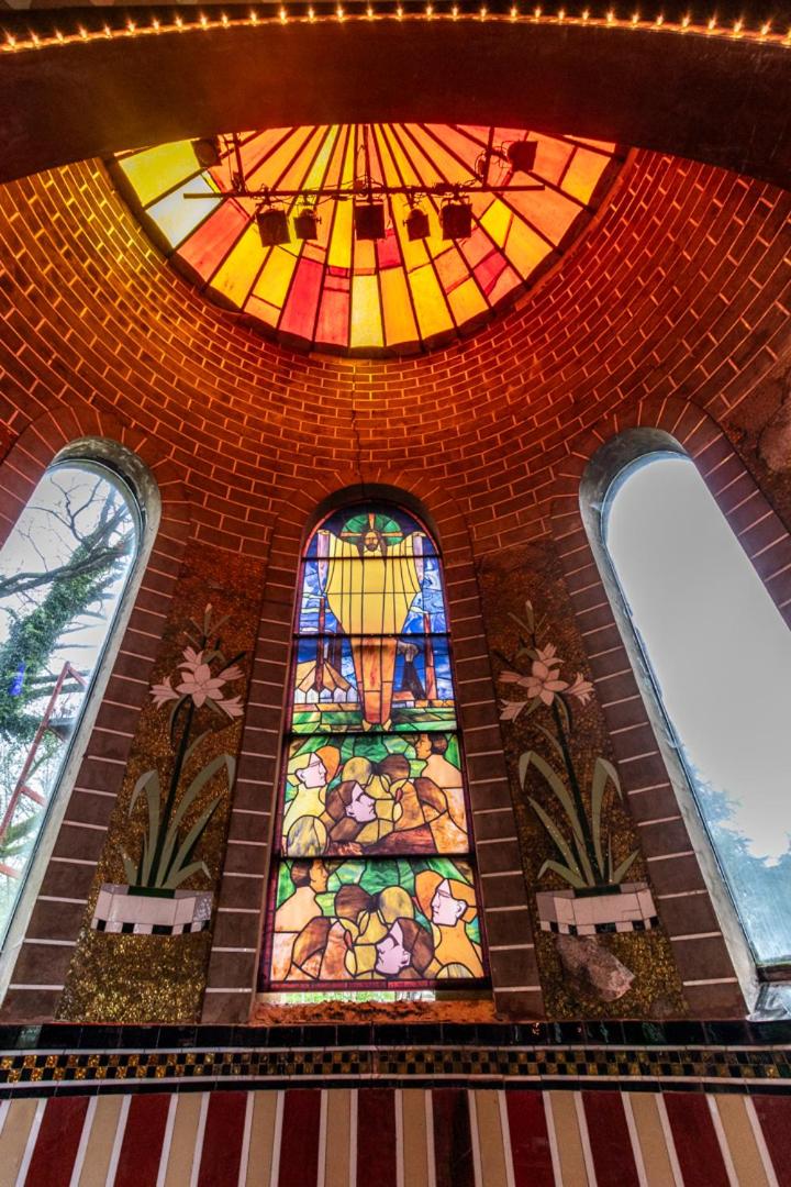 La Chapelle de verre, un lieu unique au monde - Housity