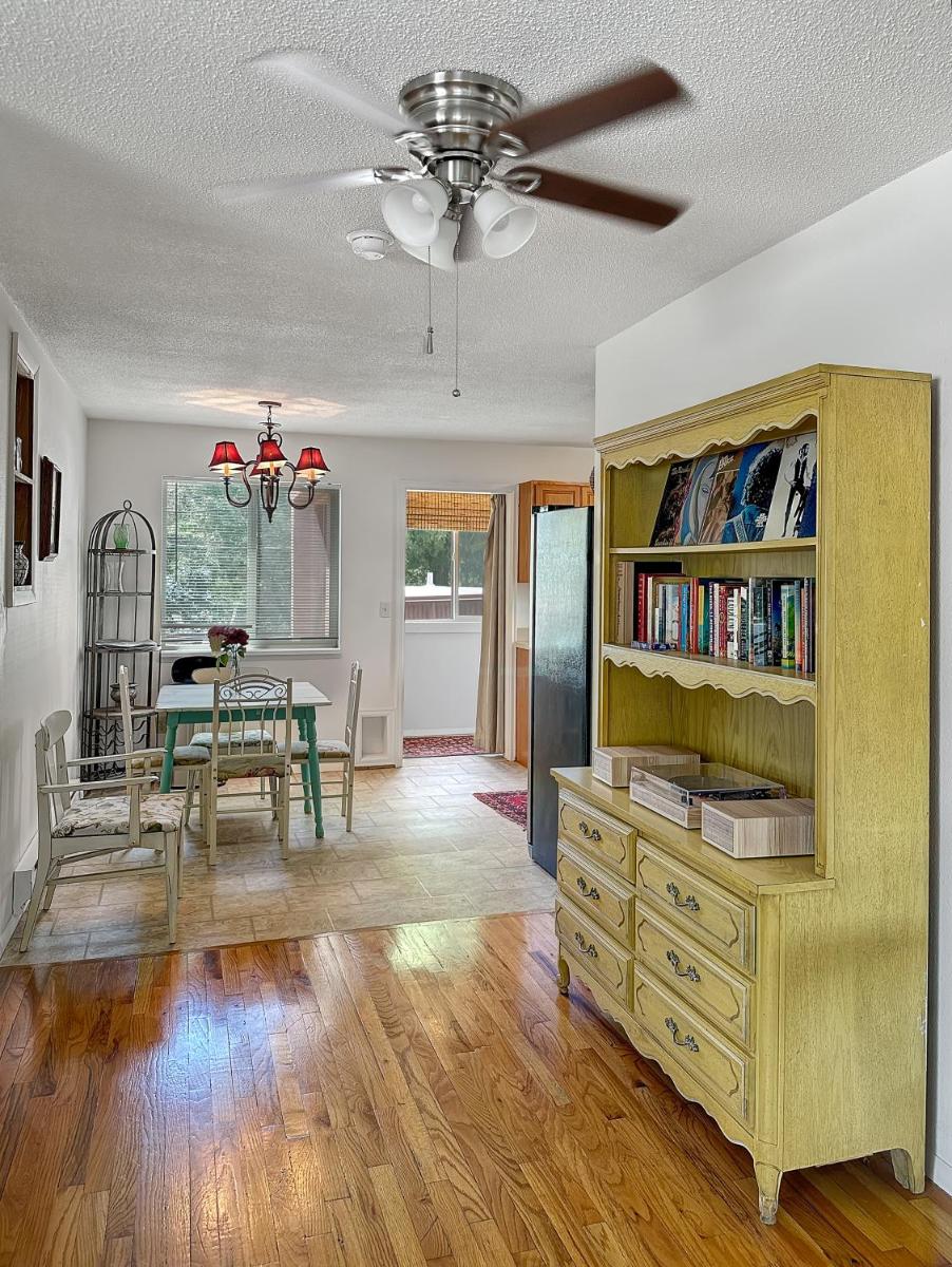 Rocky Mountain Inn - Housity