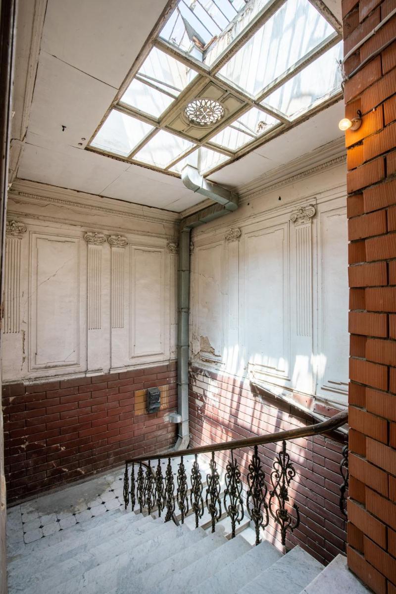 Suitetrails - Doors Apartment of Freedom Square