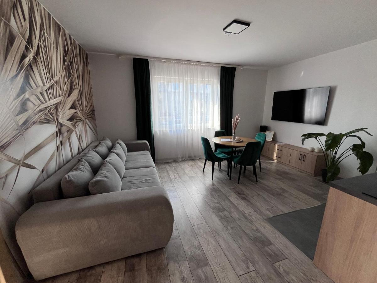 Pokoje i apartamenty Antonówka - Housity