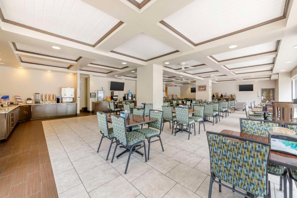Best Western Naples Plaza Hotel - Housity