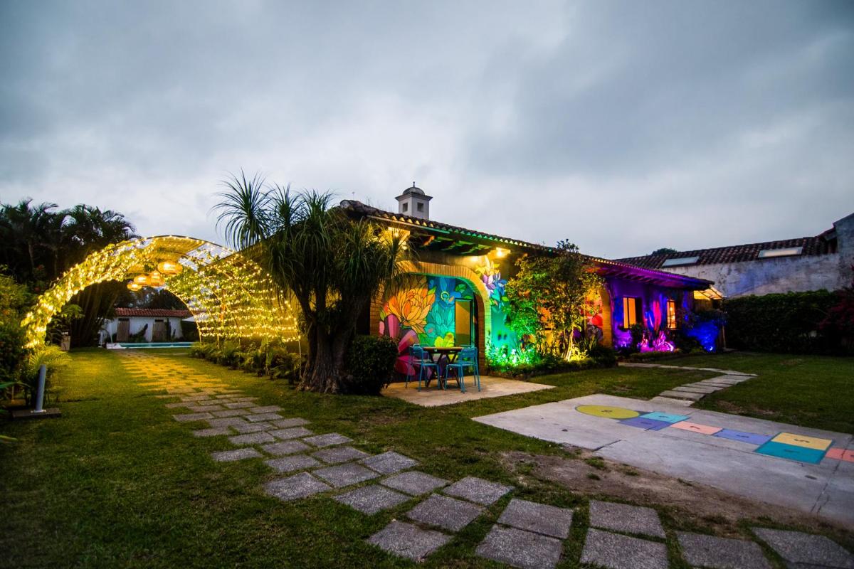 Yes Please! Hostel - Housity