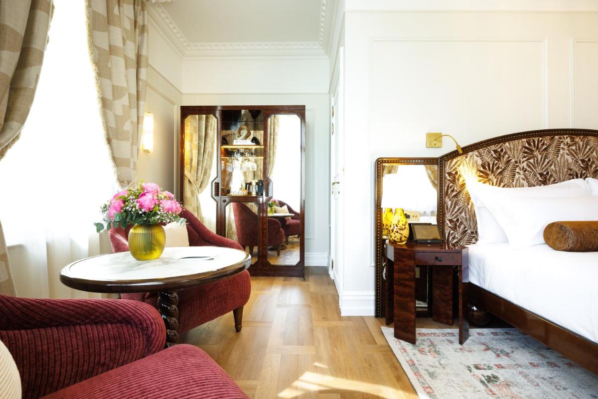 Hotel Fleur de Ville - Housity