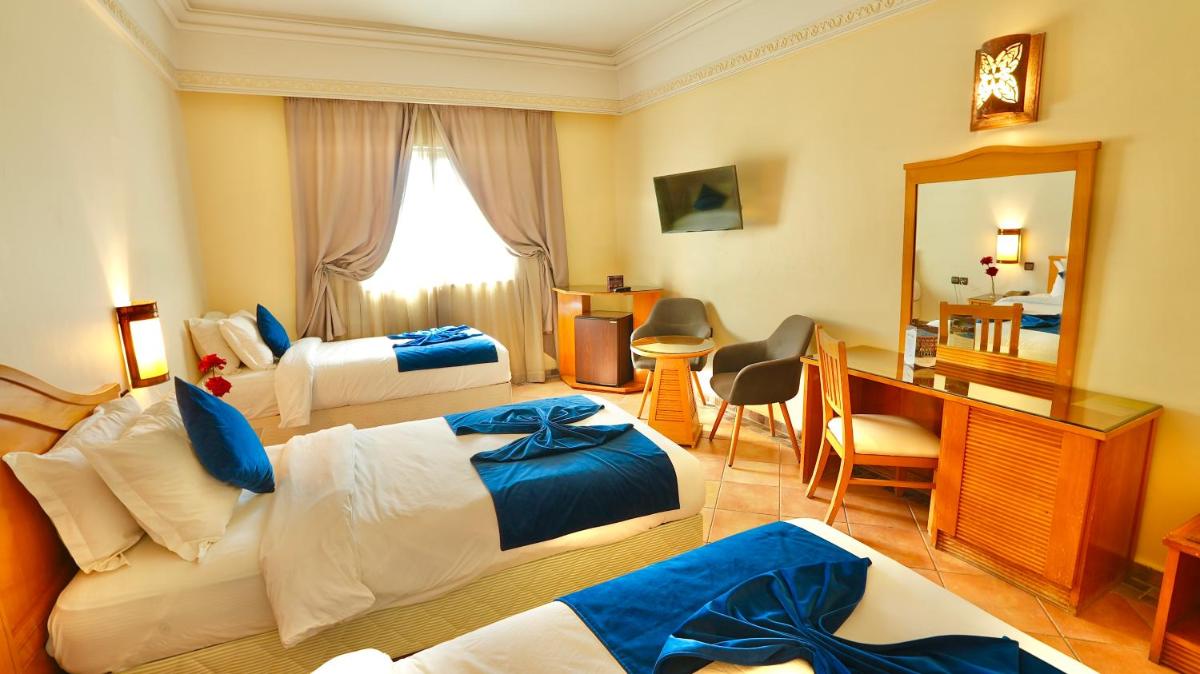 Hotel Menzeh Dalia - Housity