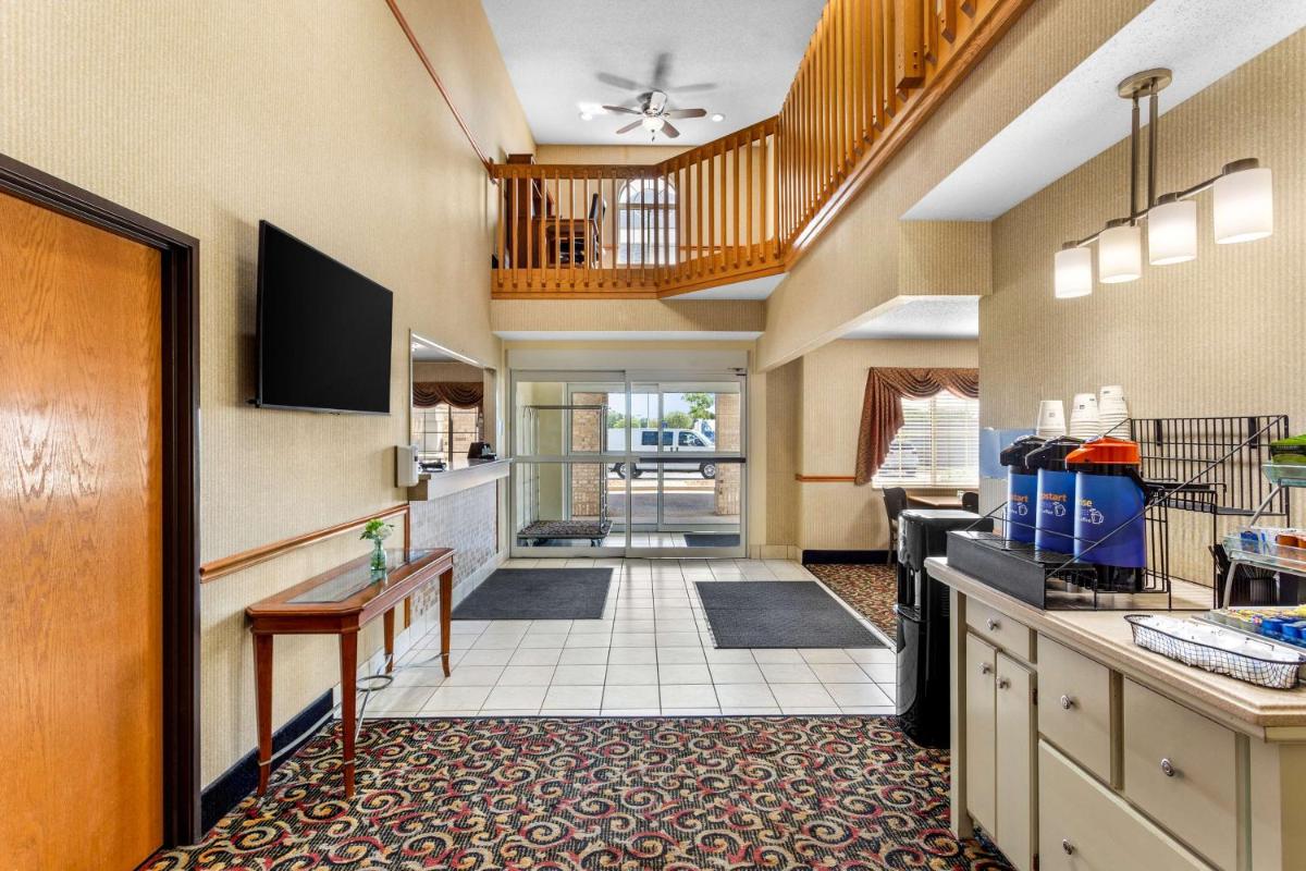 Best Western Oglesby Inn - Housity