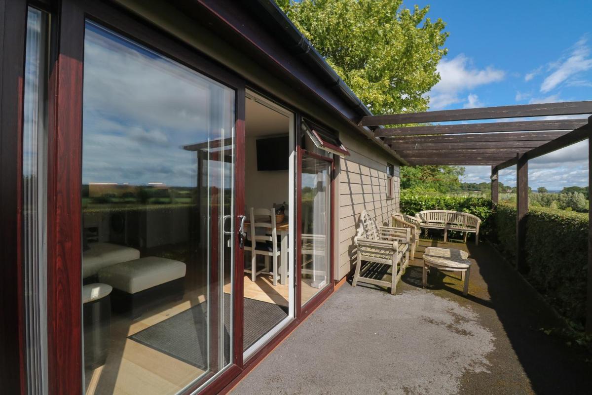 Upham View - Housity