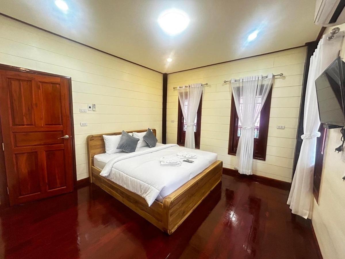 Tanaporn resort bangsaphan - Housity