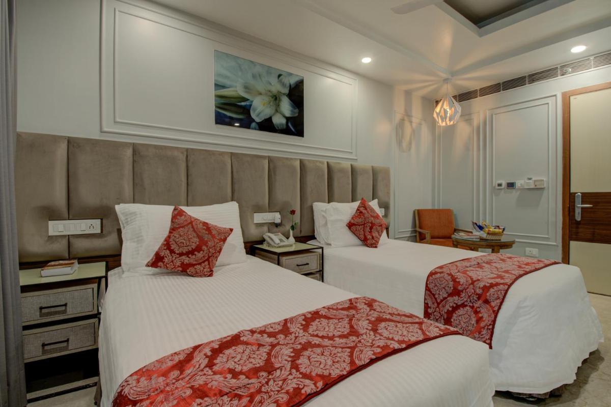 Iris Park Hotel New Delhi - Housity