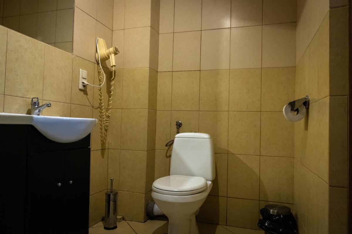 Przystań Lubniewice - Pokoje Gościnne - Housity