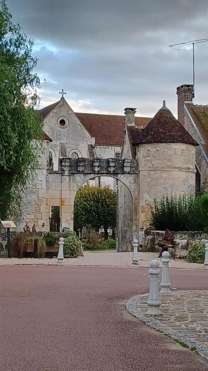 La Solitaire - Housity