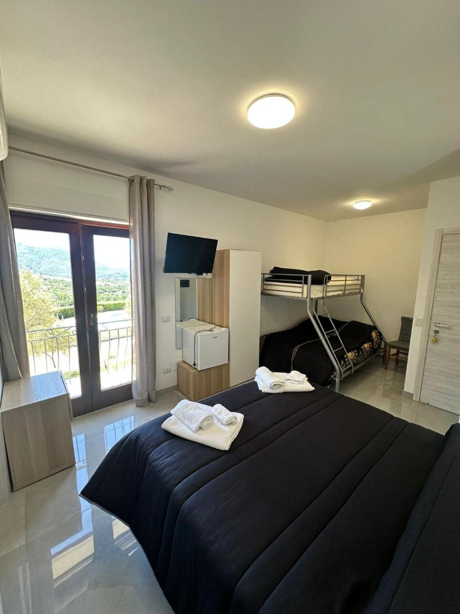 Agriturismo L'Oasi - Housity