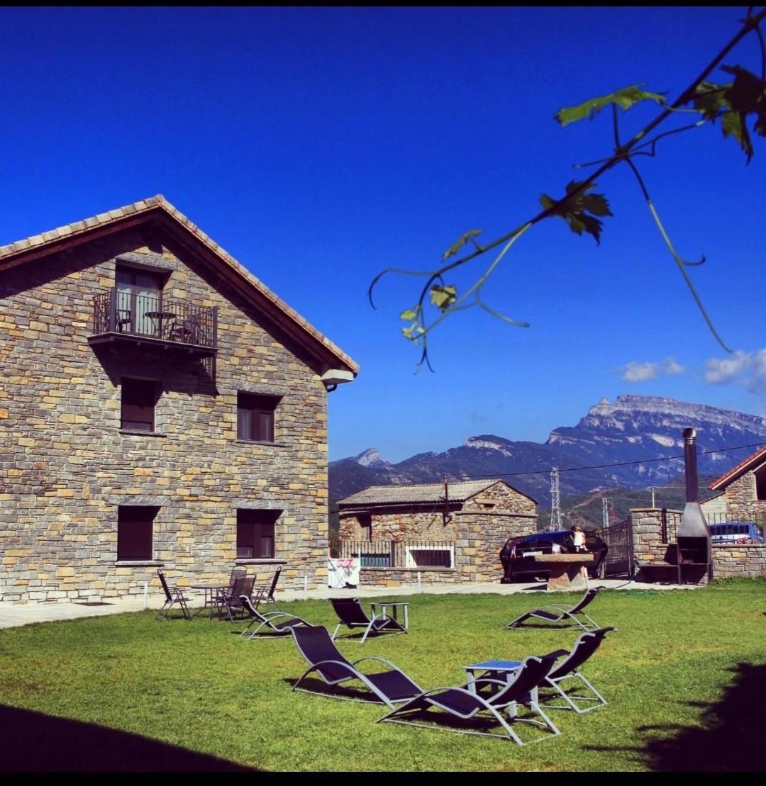 Puerta de Ordesa Garden - Housity